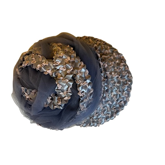 Union Made Vintage Women’s Blue Bucket Hat Rafia and Ribbon Mesh Netting - Picture 4 of 14